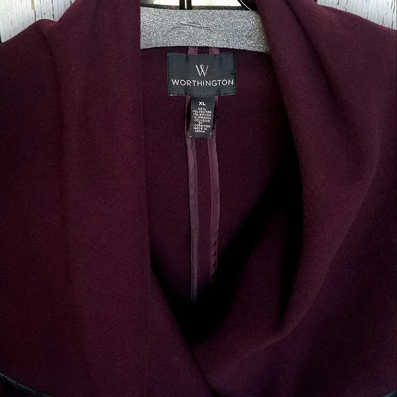 Elegant Purple Women's Coat - Picture 4 of 5